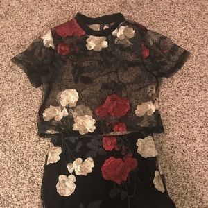 Two piece mesh flower set
